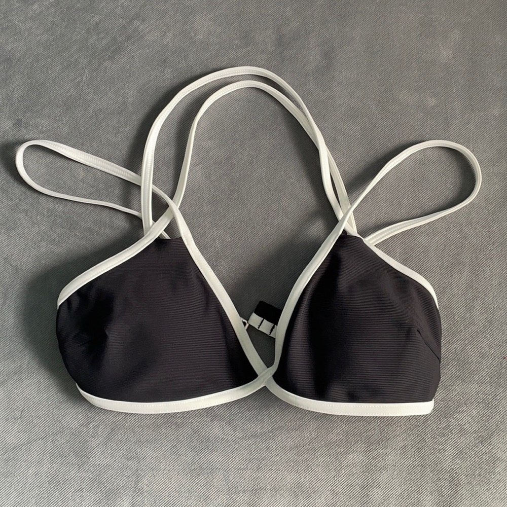NWOT Athleta Bikini top XS